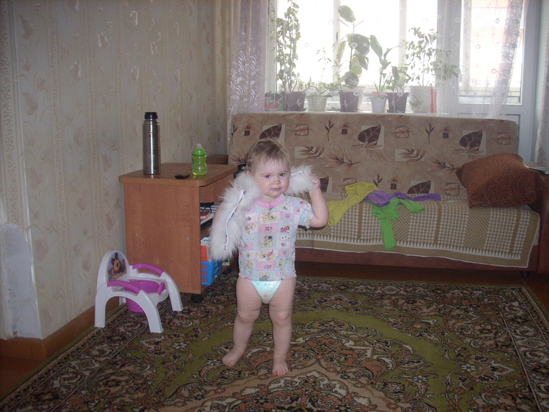 Один день из жизни Алисы (1 год и 7 месяцев)