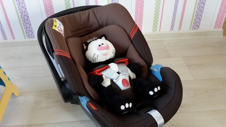Автокресло Cybex Aton 3s + база Cybex Aton base 2-fix