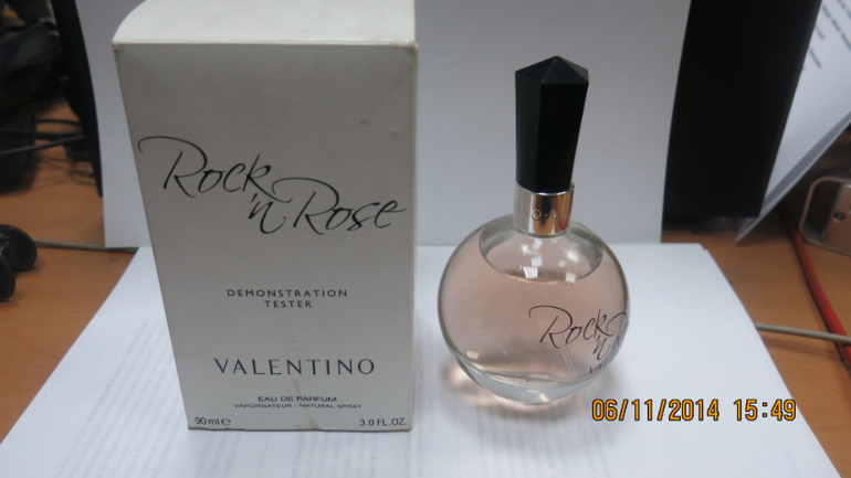 Valentino rock rose. Valentino Rock`n Rose EDP 30ml. Valentino Rock & Dreams 10ml EDP отливант. Valentino Valentino 50ml EDP. Духи Валентино Rock- n женские ароматы.