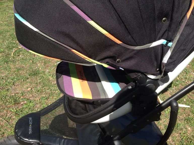 Необычная коляска Guzzie+Guss Casita.