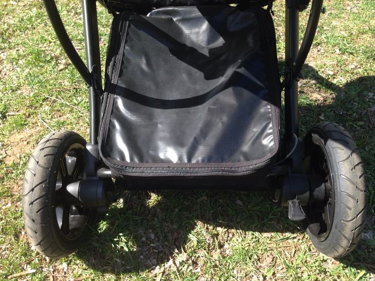 Необычная коляска Guzzie+Guss Casita.