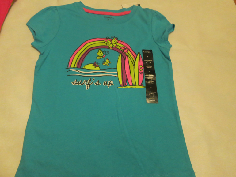 на девочек 5 , 6 лет