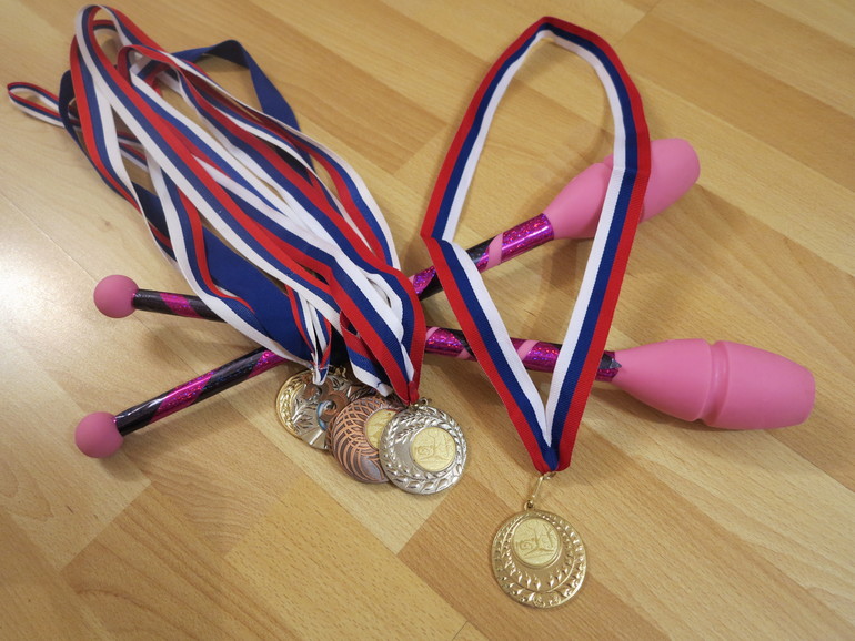 Первое золото...