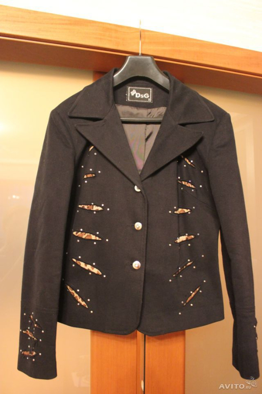 Пиджаки, костюмы Banana Republic, Dolce & Gabbana, пр.