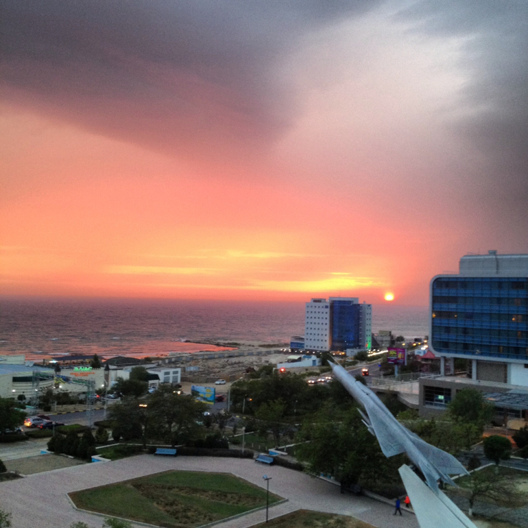 Люблю грозу в начале мая....