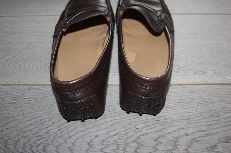 Кроссовки***BIKKEMBERGS*** и макасины***GUCCI и TODS***. Оригиналы!
