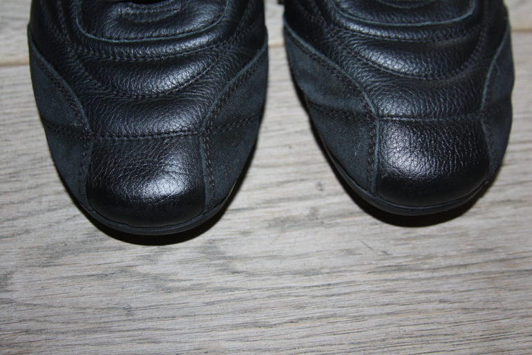 Кроссовки***BIKKEMBERGS*** и макасины***GUCCI и TODS***. Оригиналы!