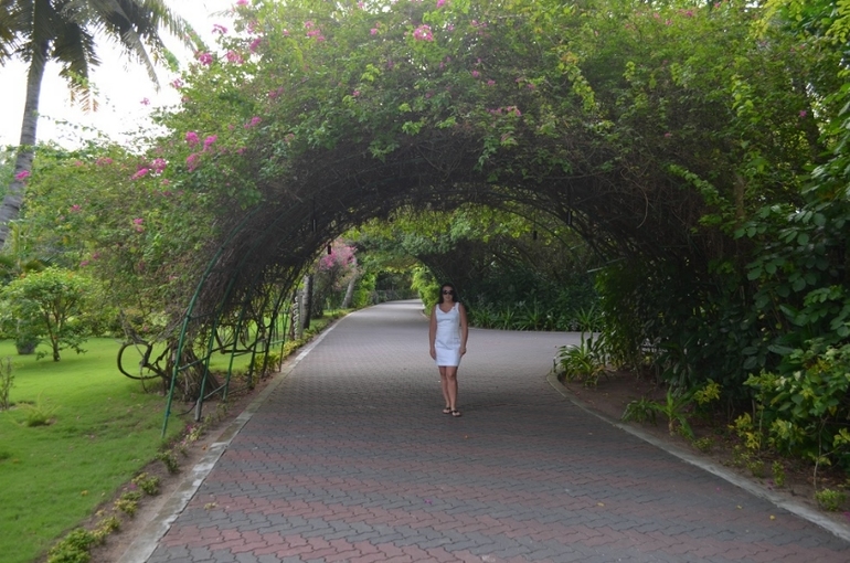 Хороший отель, очаровательное море и скучное питание!