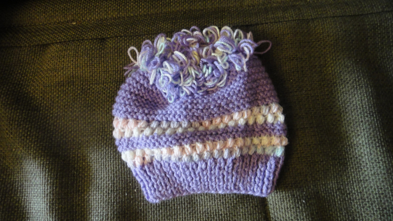 Шапки детские и взрослые