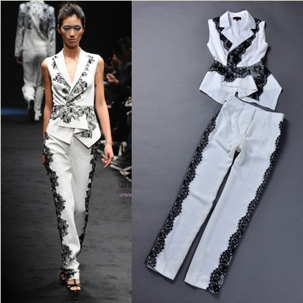 Большой пристрой одежды