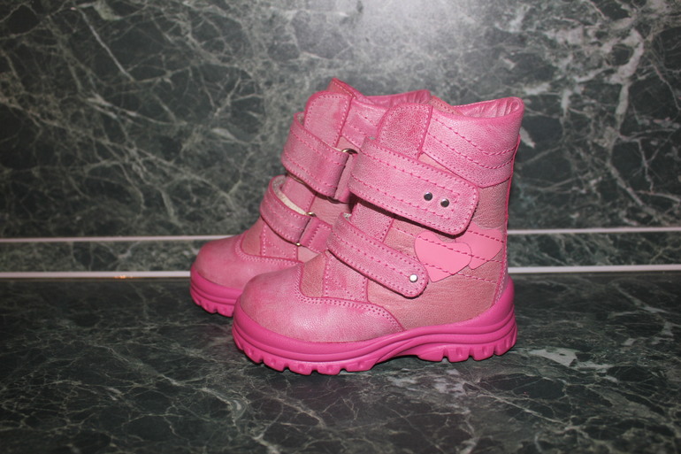 Резиновые сапожки, сандалики, зимняя обувь!