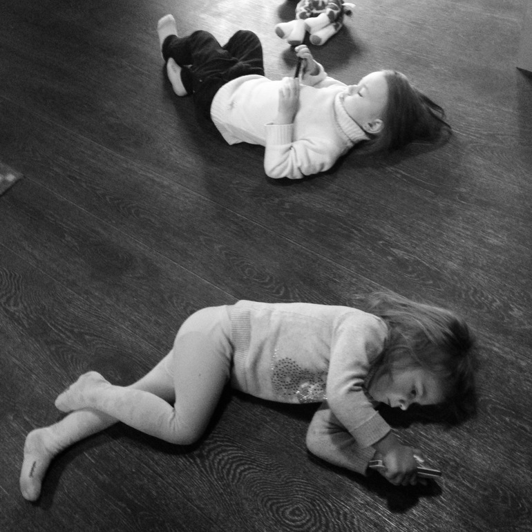 Как всегда) поход в кино обернулся недельным загулом))) у камина)))