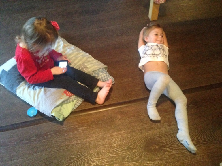 Как всегда) поход в кино обернулся недельным загулом))) у камина)))