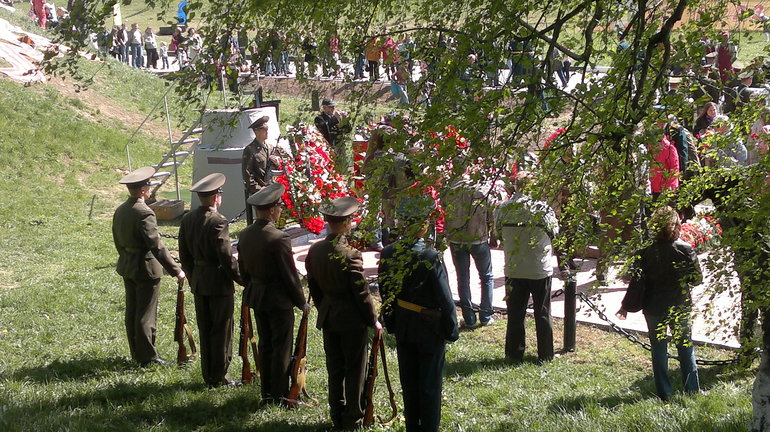 Сегодня 8 мая...