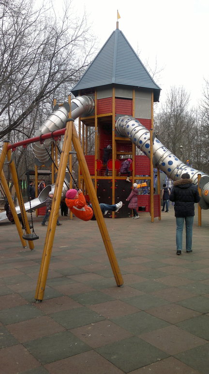 Погуляли в Сокольниках.