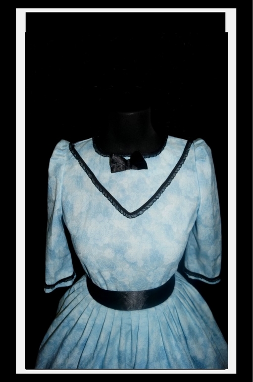 Мое голубое нежнейшее облако...... Четыре слоя пышности!!! НЕ меньше чем богиня голубого озера.голубого топаза