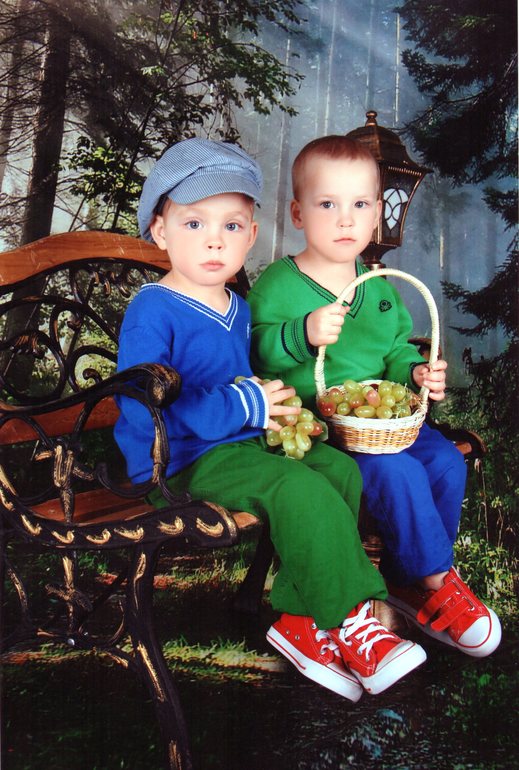 Капелькам Три Года!