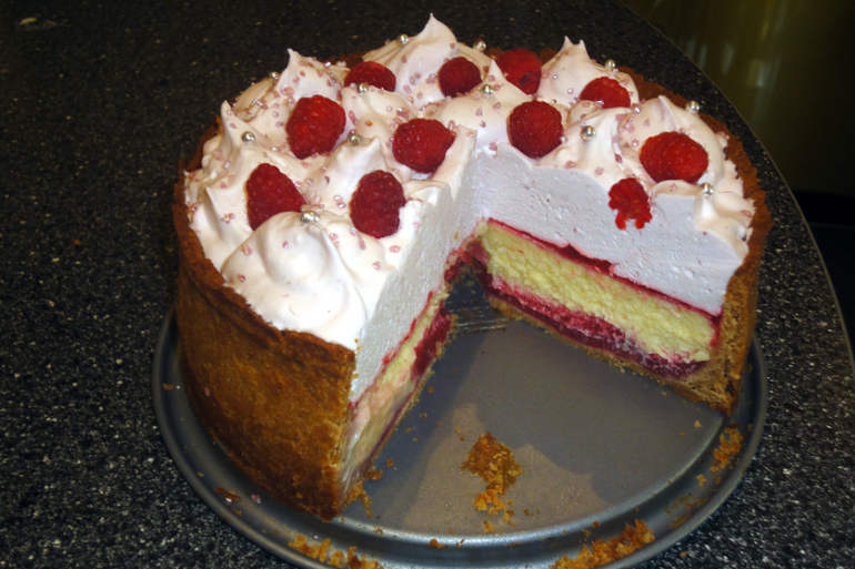 Малиново-лаймовый торт