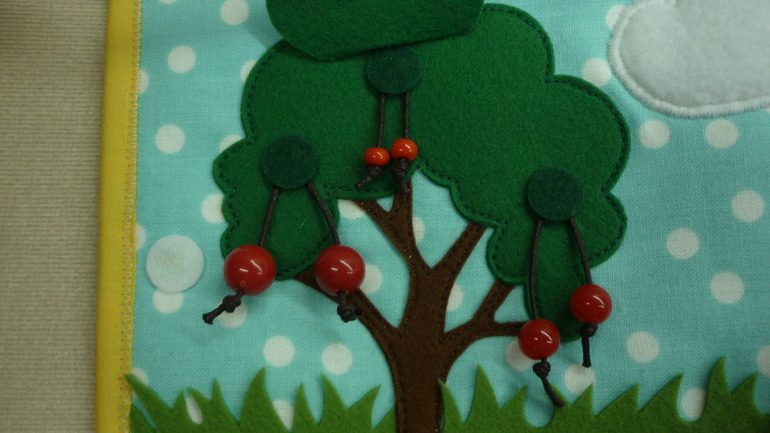 рАЗВИВАЮЩАЯ КНИЖЕЧКА С УЛИТКОЙ НА ОБЛОЖКЕ!