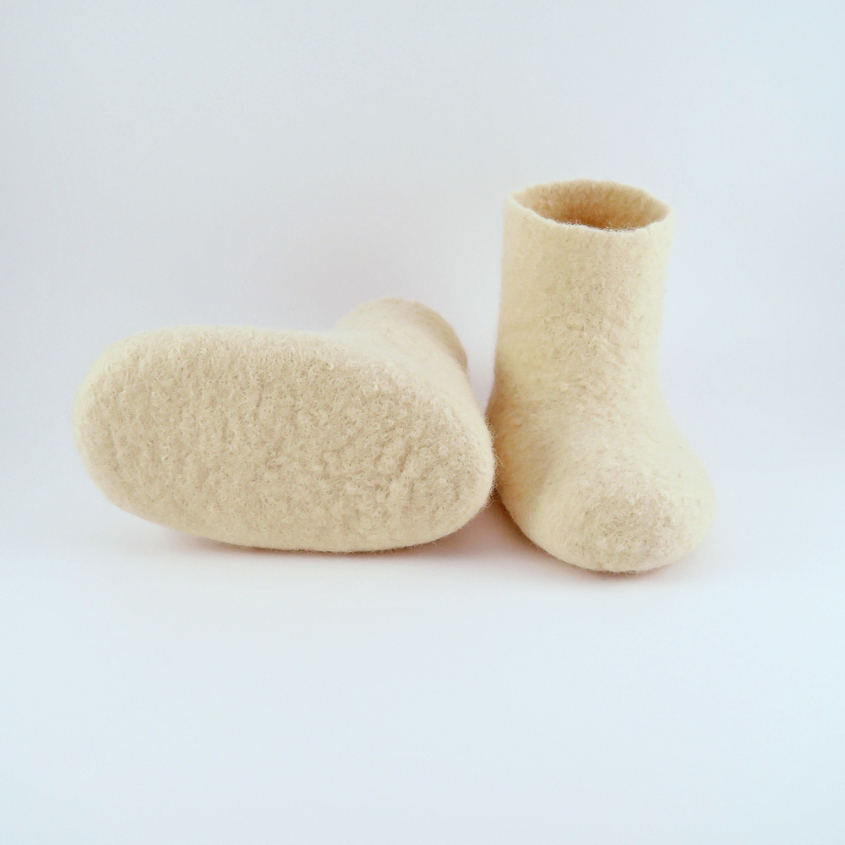 пинетки-валенки a-felt.ru можно купить готовые и заказать по вашим меркам
