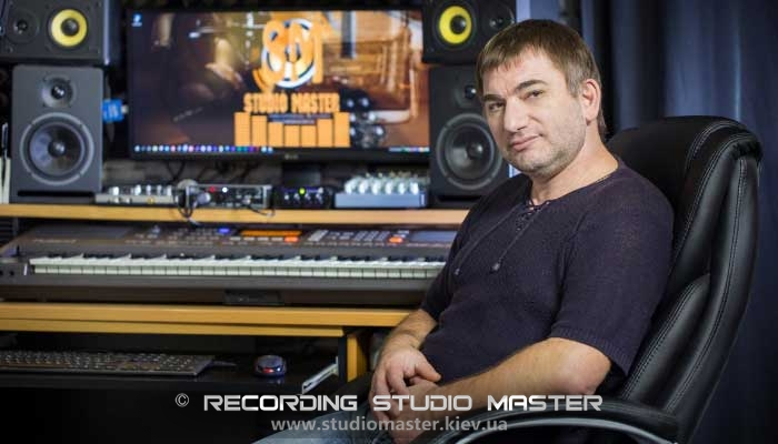 Студия звукозаписи - STUDIO MASTER - www.studiomaster.kiev.ua Запись вокала, запись голоса, обработка вокала, аранжировка, сведение,мастеринг, песня в подарок, подарочный сертификат на запись песни в студии, видео продакшн.