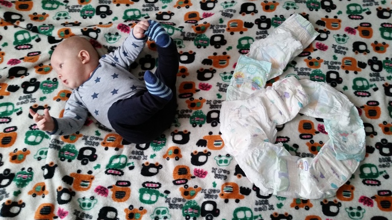 Дети до года. Наряд для малыша полгодика. Фотосессия на полгода малышу. Ребенок. Что умеет малыш в 6 месяцев.