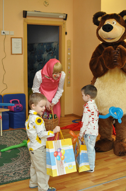 Фото человек паук и мои именниники