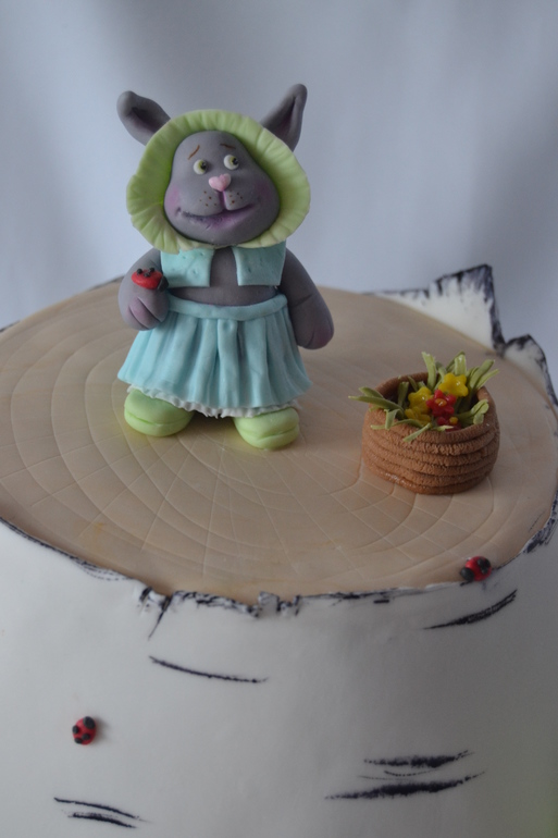 торт Зайка на пенёчке