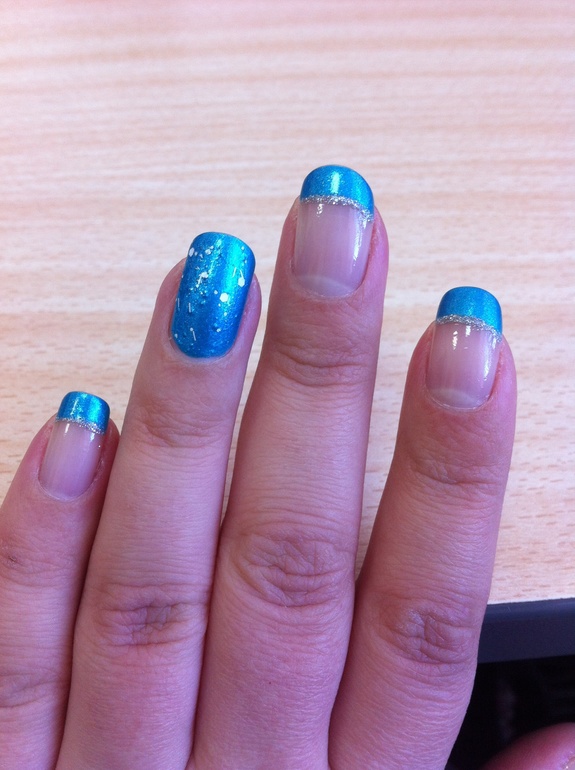 Новая неделя- новый маникюр)