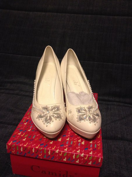 Туфли, босоножки, кольца на машину и вещи=) заходите