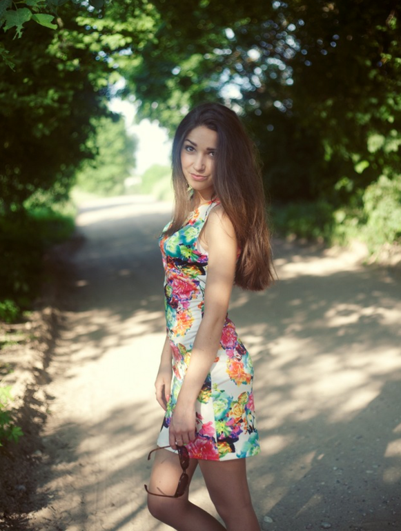 цветочное платье H&M, цена 650руб!  Сразу на ваш адрес! живые фото в посте!