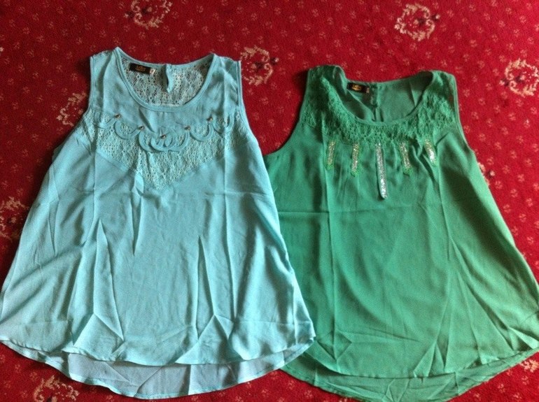в наличии! шифоновые блузки с кружевными вставками, цена 425 руб! размер 50!
