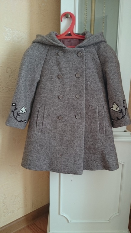 Продаю винтажное пальто на девочку!