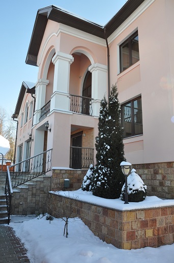 Барвиха,  д.Шульгино, дом (351.7 кв.м), баня, гараж