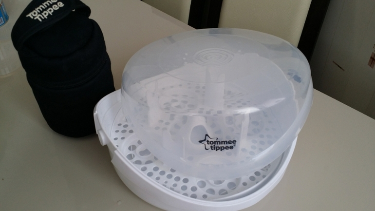 Очень удобный стерилизатор и бутылочки tommee tippee за 1800р. + подарок термосумка