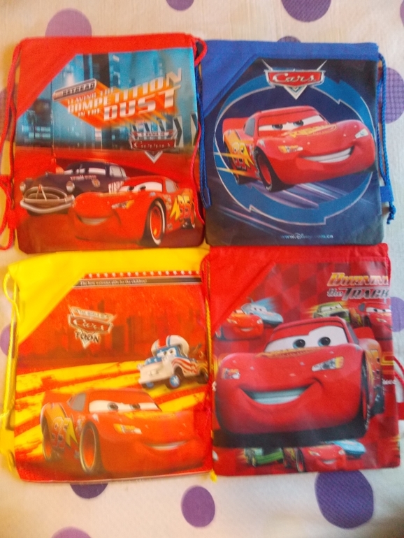 Детские сумочки и рюкзачки. Новые, в наличии.