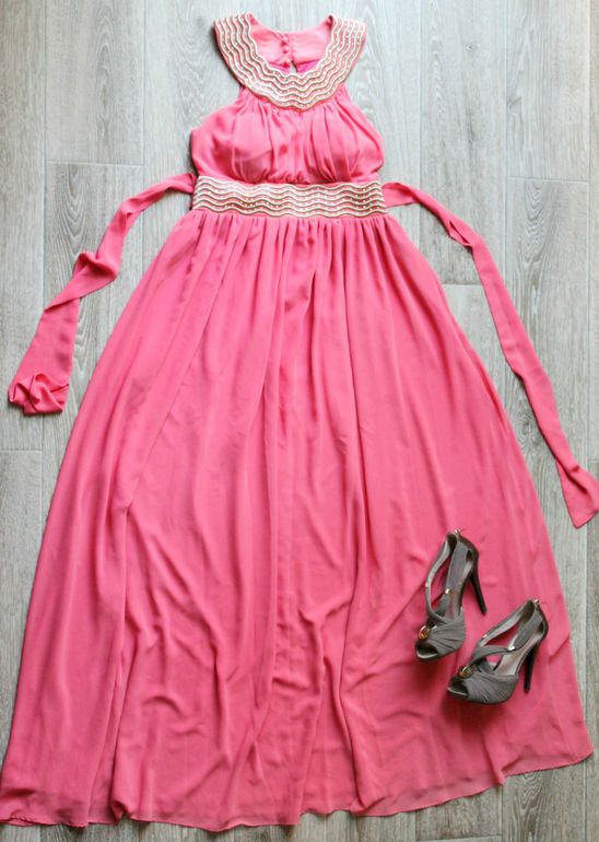 Вечернее коралловое платье