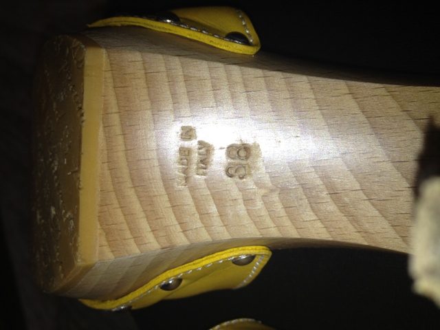 Снизила цену!!! летние сабо DSQUARED,производство Италия, р-р 38,б/у пару раз,6000р