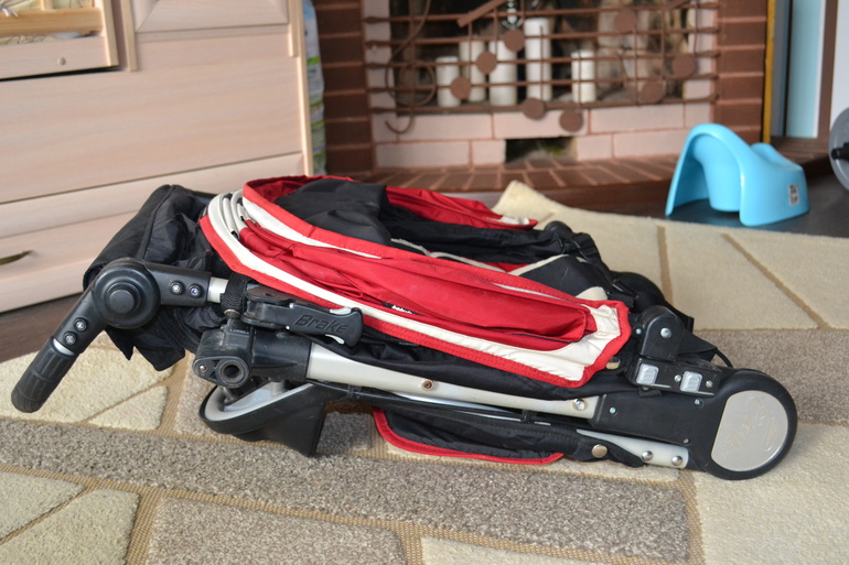 ПРОДАЮ Baby Jogger City Elite Red Sport