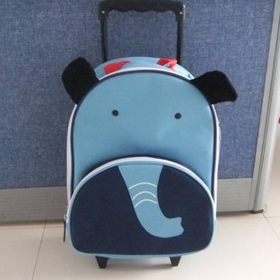 Zoo Luggage детский чемодан на колесах с выдвижной ручкой. 1550р