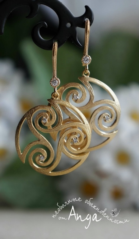 Новинки... а еще я купила шею!!! или бюст...короче..хвастаюсь своими творениями и приобретением.