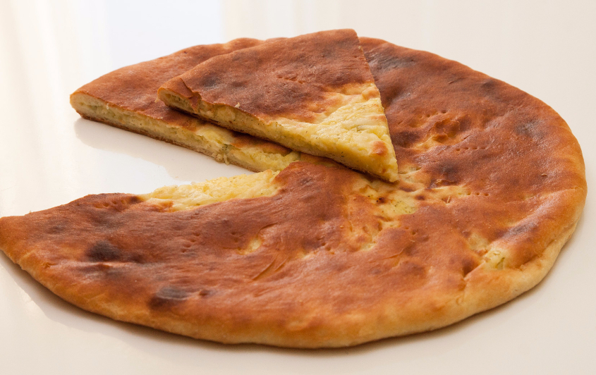 Осетинский пирог с картошкой и сыром - 550 руб. (1200 г.)
