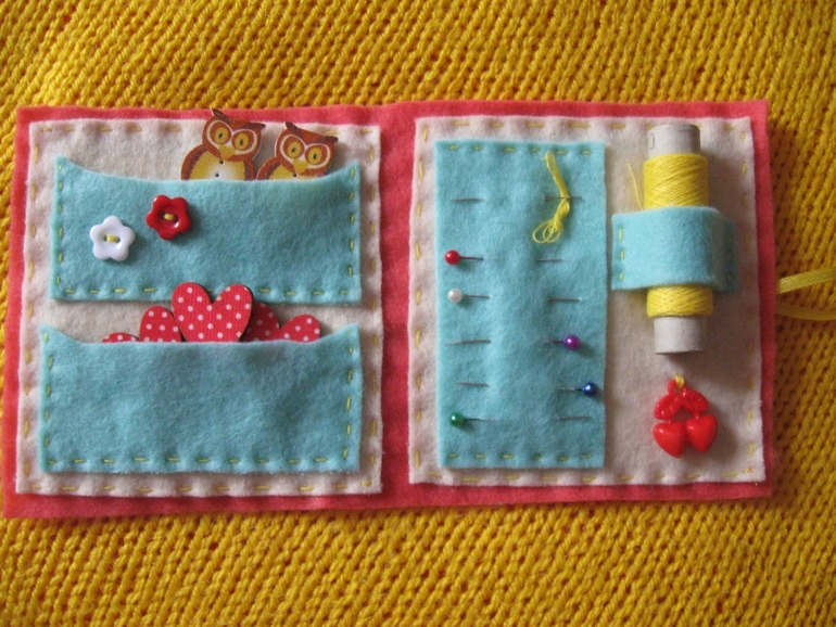 Игольница-книжка