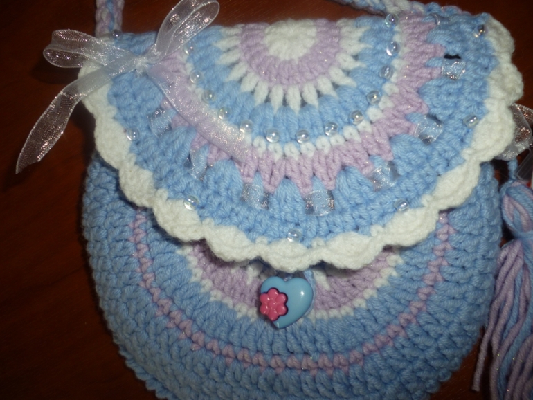 Сумочки для маленьких кокеток)