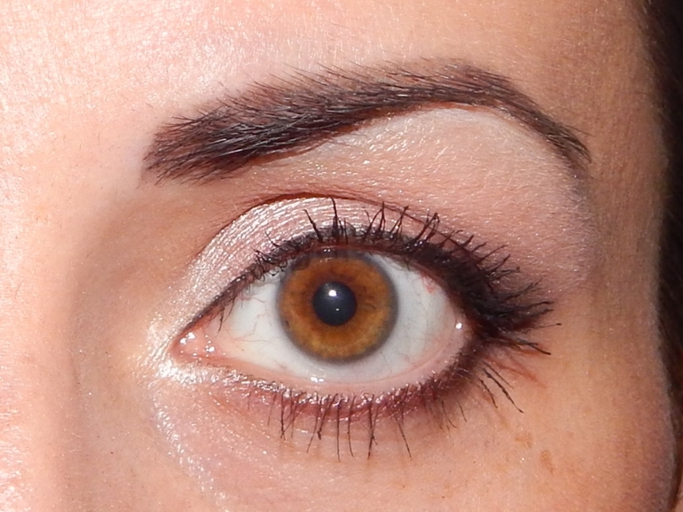 Бордовый макияж