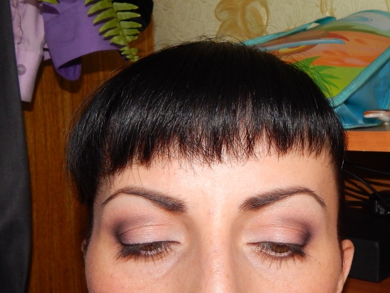 1  макияж  с палеткой Sleek