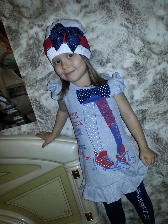 Платья - туники с лосинками - все новое красивое на возраст 98-104