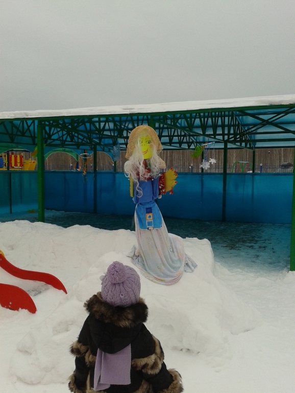 Чучело Зимы в детском саду