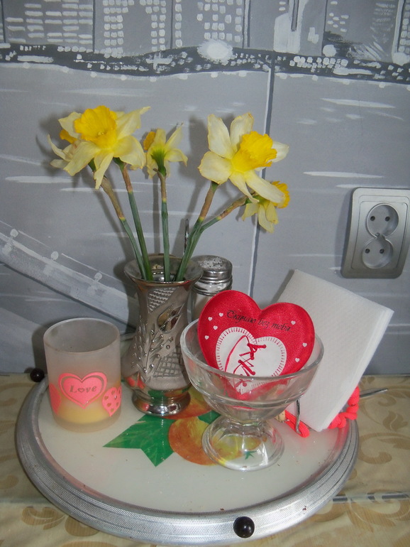 Наше весеннее в 2014. Миру год и 10-11 мес.