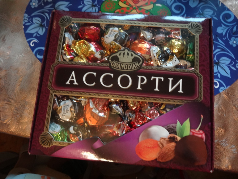 Пристрою конфеты из орехов и сухофруктов